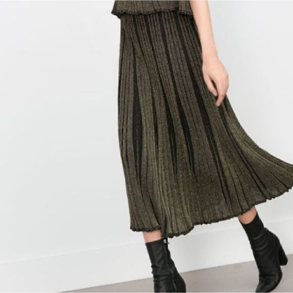 Zara M black metallic knit skirt - Picture 12 of 12